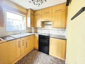 SPRINGFIELDS- click for photo gallery